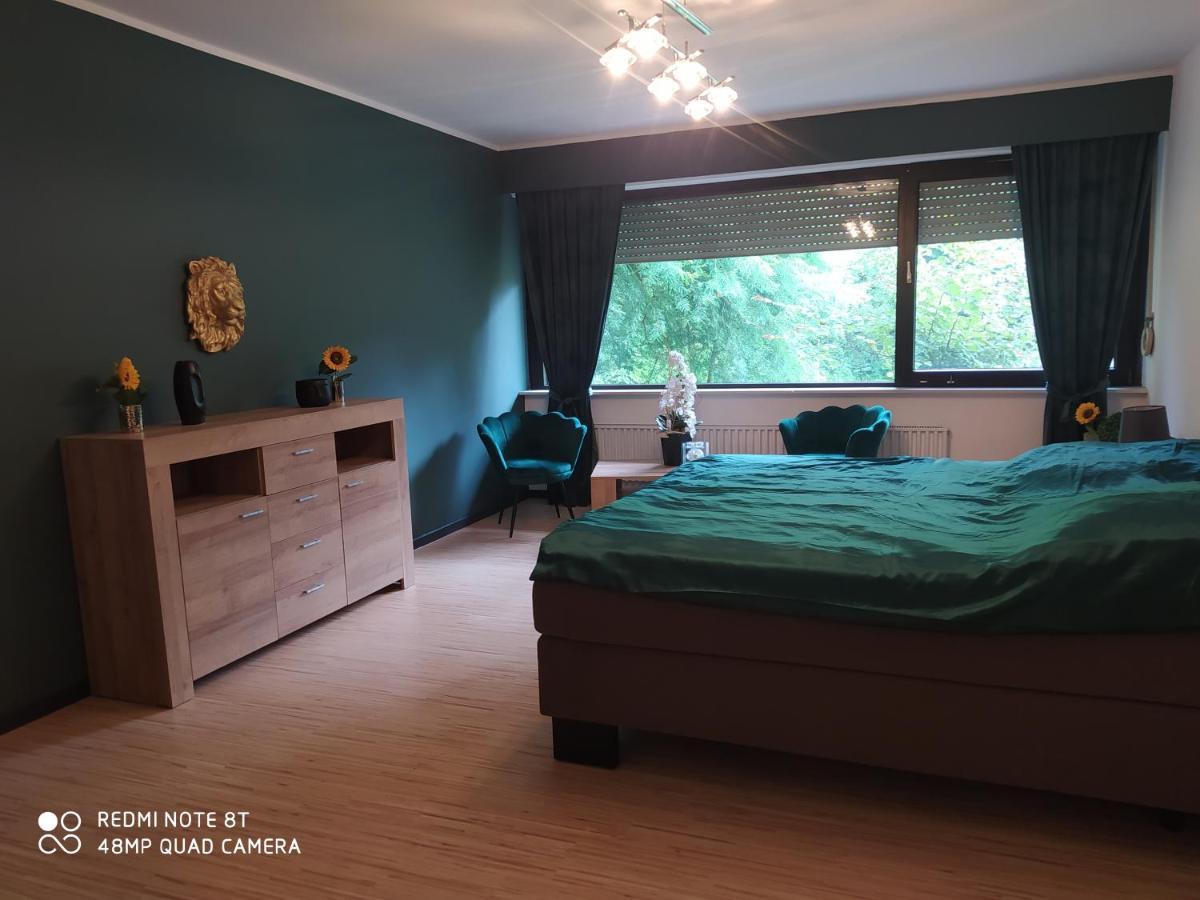 Park Villa Ferienwohnung Mit Pool Und 3 Schlafzimmer Uelzen Extérieur photo