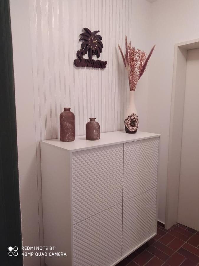 Park Villa Ferienwohnung Mit Pool Und 3 Schlafzimmer Uelzen Extérieur photo